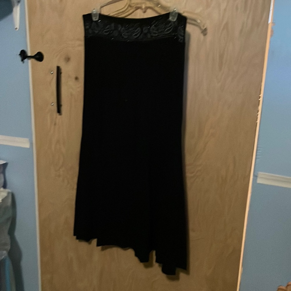 Black Skirt there are no tags on it but I think it’s faded Glory